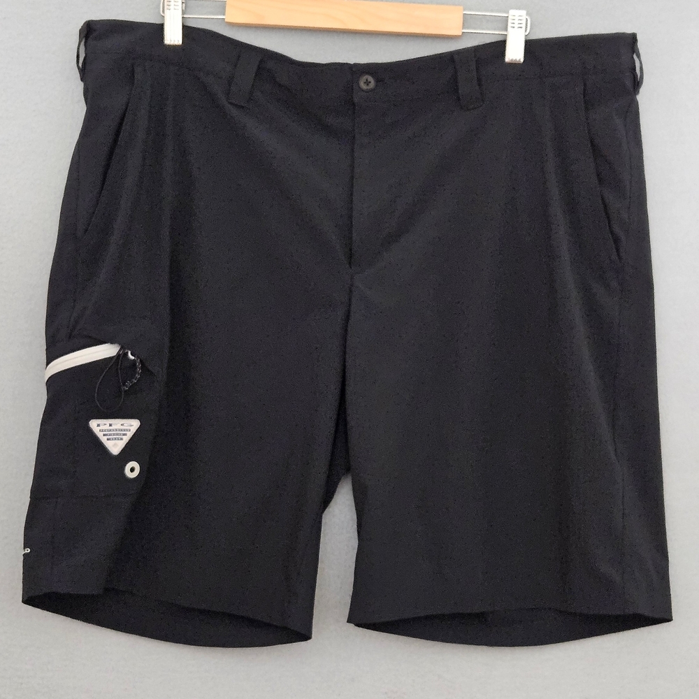 Columbia Mens Shorts Size 42 Black Nice